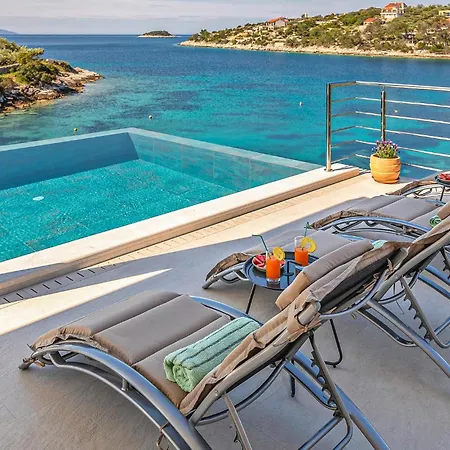 Beach Front Home In Vela Luka
