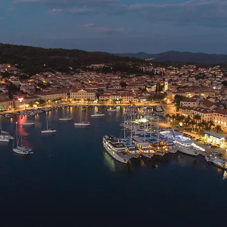 Vikendica Cozy In With Wifi Vela Luka